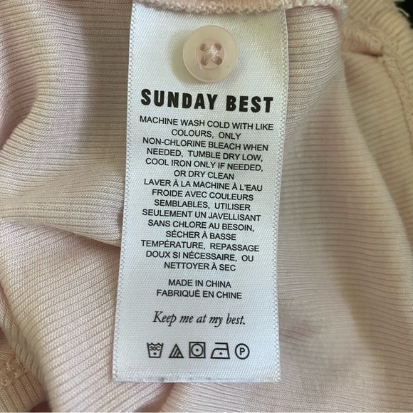 ARITZIA Sunday Best Holly Top T-shirt Baby Tee in Light Baby Pink • XS - Picture 7 of 9